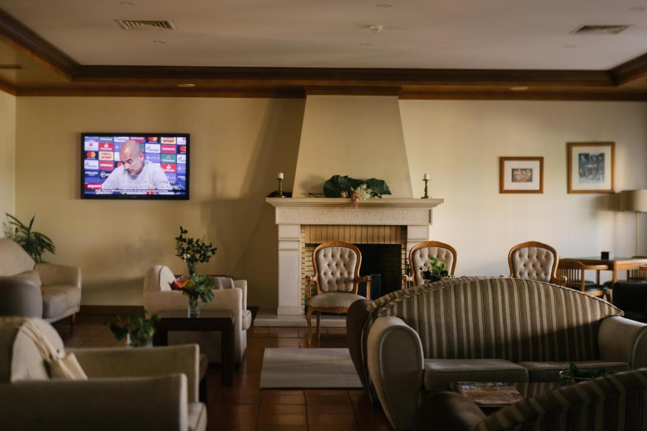 Hotel Segredos De Vale Manso Martinchel Bagian luar foto
